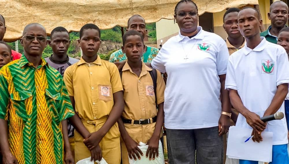 Cérémonie de distinction à Facobly et Gbonné : l&rsquo;excellence scolaire mise à l&rsquo;honneur